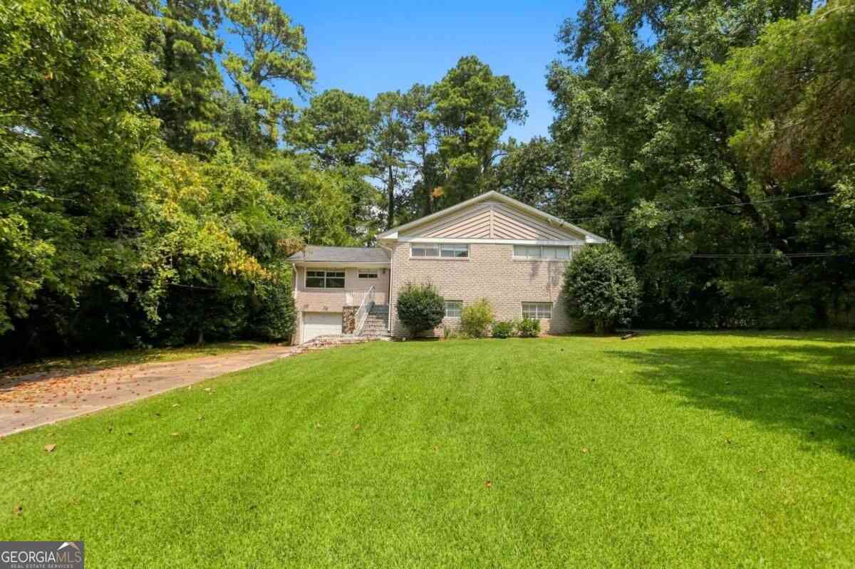 Homes For Sale - 3456 Spring Circle<br/> Dekalb County, Decatur, GA 30032