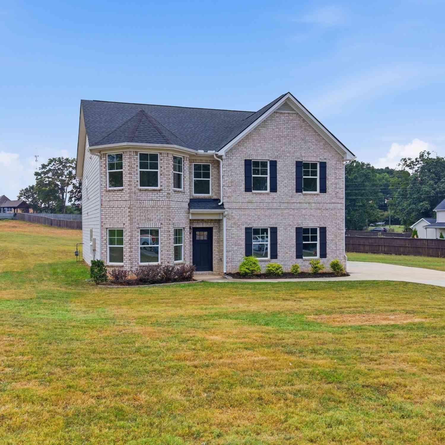 Homes For Sale - 685 S Jeff Davis Drive<br/> Fayette County, Fayetteville, GA 30215