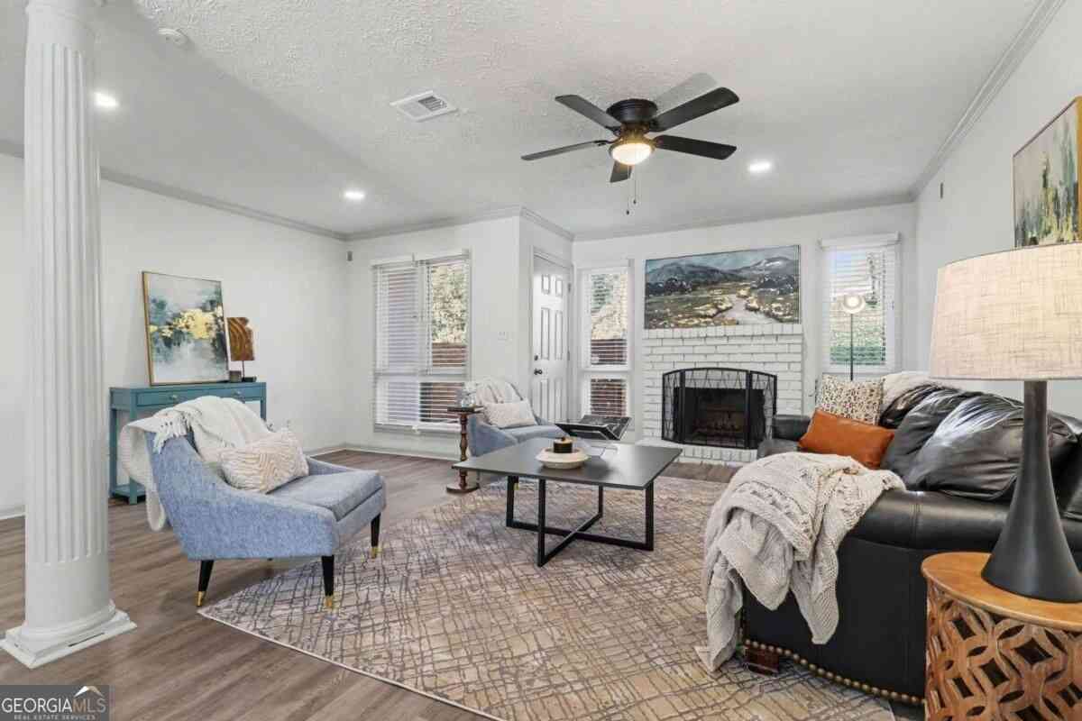 Condo For Sale - 3293 Clairmont North NE<br/> Dekalb County, Brookhaven, GA 30329