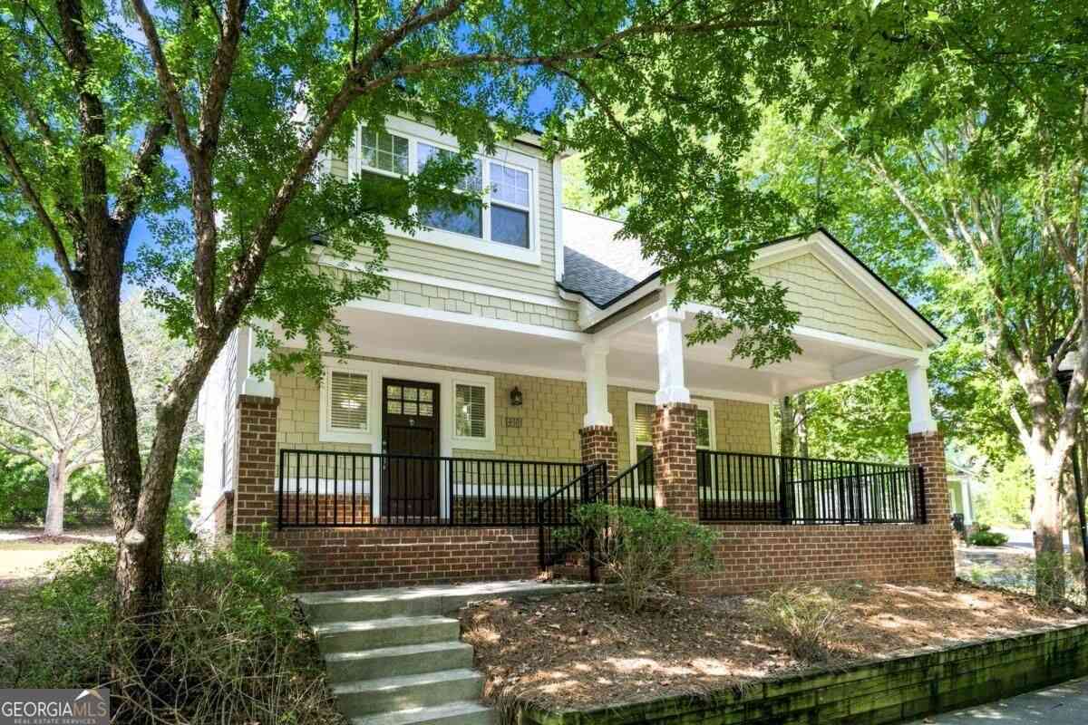 Condo For Sale - 1035 Barnett Shoals Road #450<br/> Athens, GA 30605