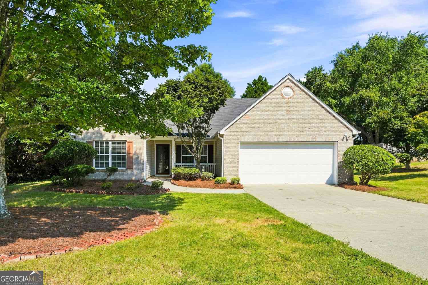 Homes For Sale - 4293 Parks Ridge Drive SW<br/> Snellville, GA 30039