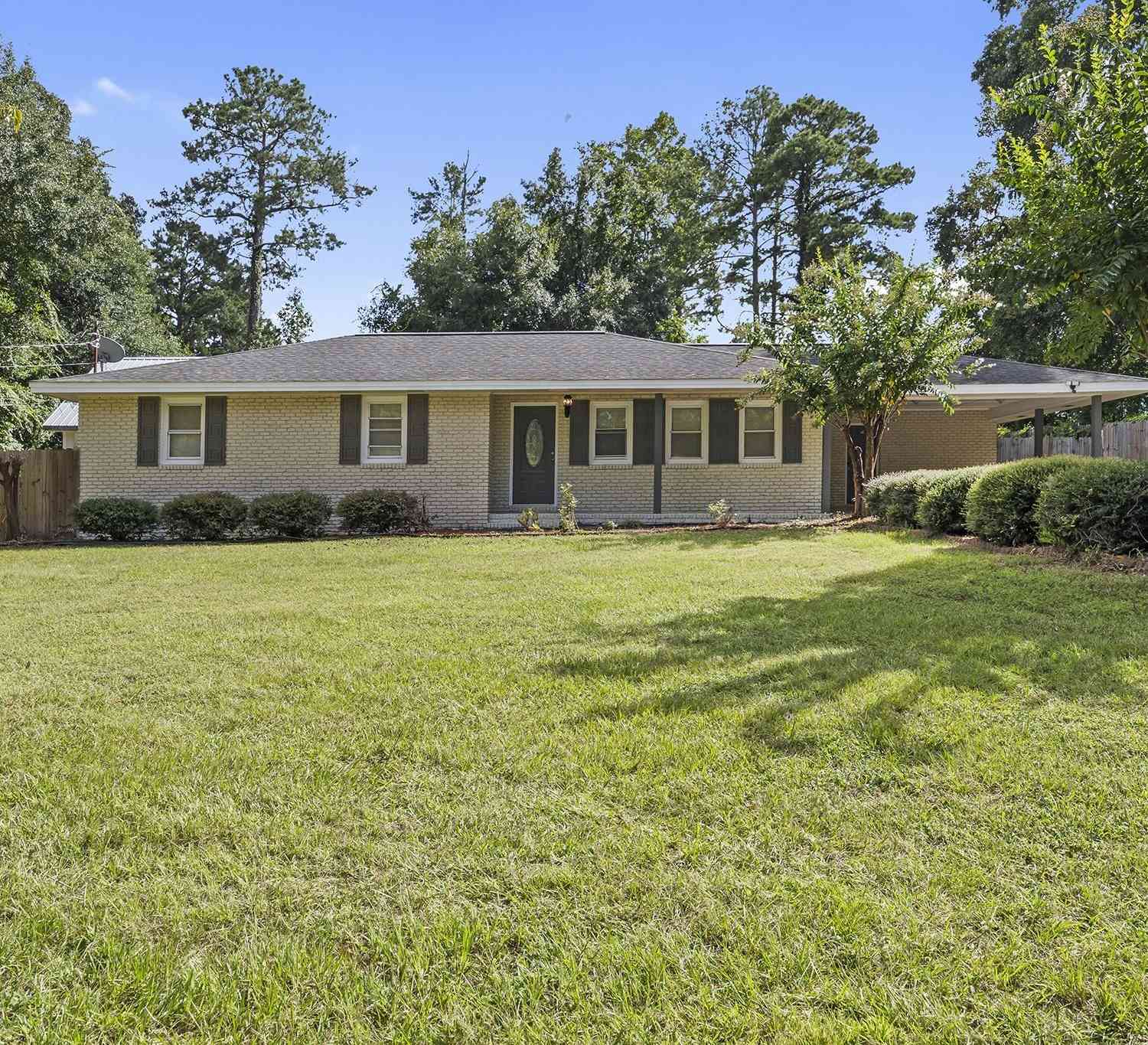 Homes For Sale - 145 Wall Street<br/> Warner Robins, GA 31088