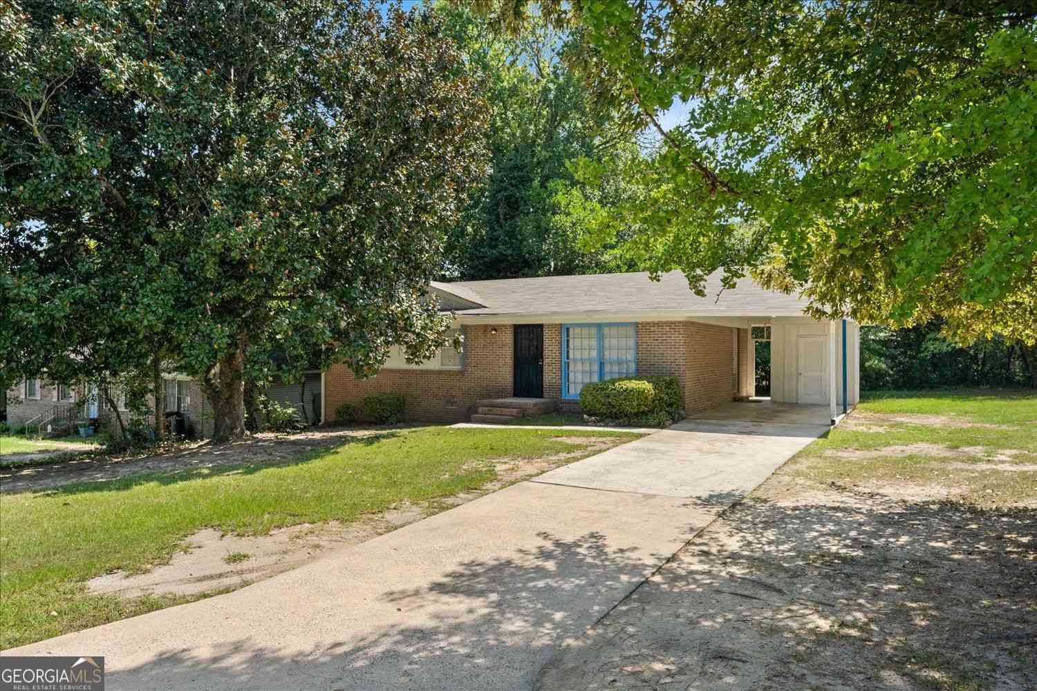 Homes For Sale - 4274 W Oak Drive<br/> Macon, GA 31210
