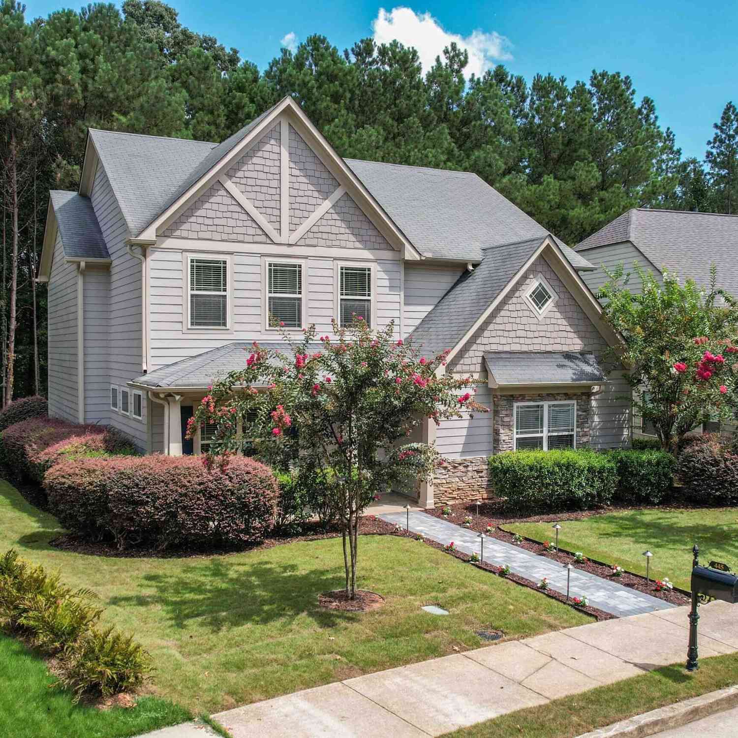 Homes For Sale - 445 Summerlin Boulevard<br/> Newnan, GA 30265