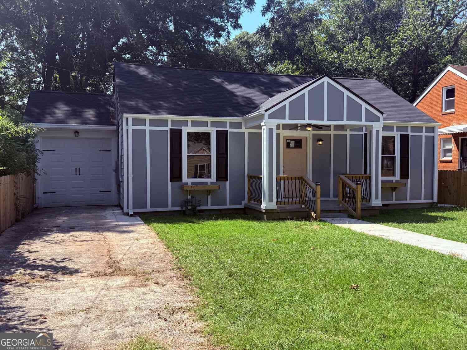 Homes For Sale - 2447 Crestview Avenue<br/> Decatur, GA 30032