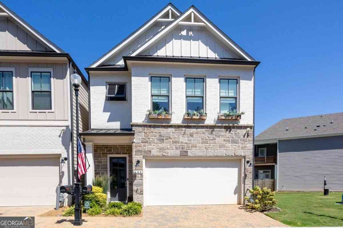 Homes For Sale - 688 Stickley Oak Way<br/> Woodstock, GA 30189