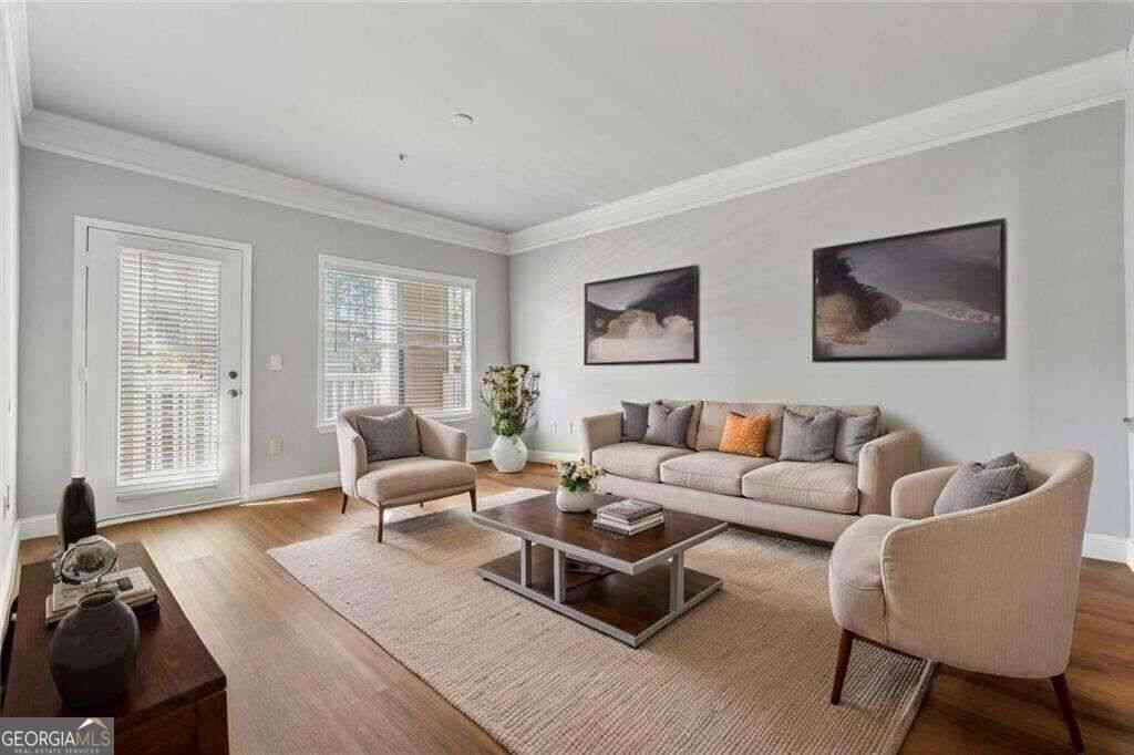 Condo For Sale - 2700 Pine Tree Road NE #1115<br/> Atlanta, GA 30324