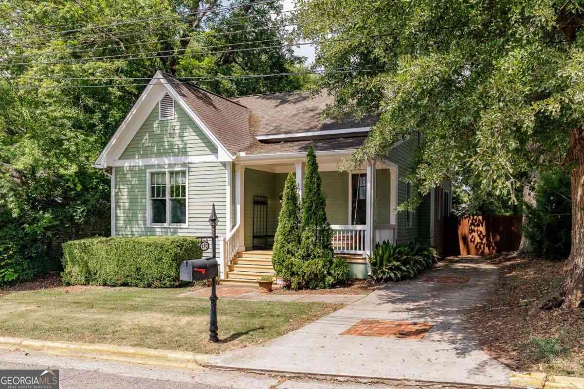 Homes For Sale - 170 Cohen Street<br/> Athens, GA 30601