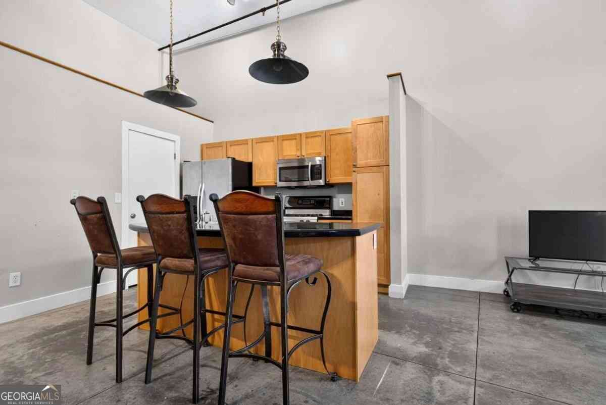 Condo For Sale - 350 Peters Street SW #3<br/> Atlanta, GA 30313