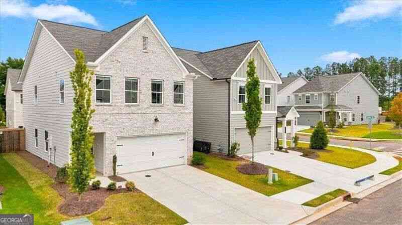 Homes For Sale - 112 Winsome Way<br/> Woodstock, GA 30188