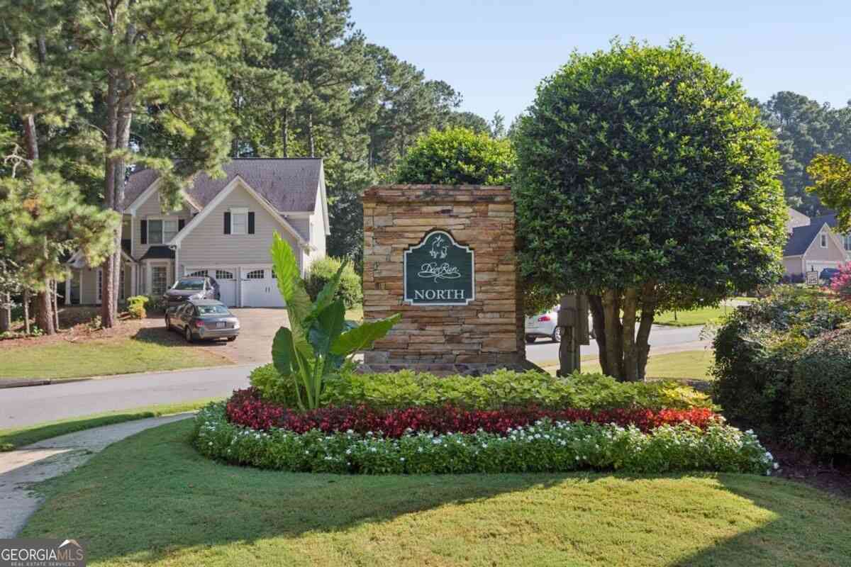Homes For Sale - 4101 Dream Catcher Drive<br/> Woodstock, GA 30189