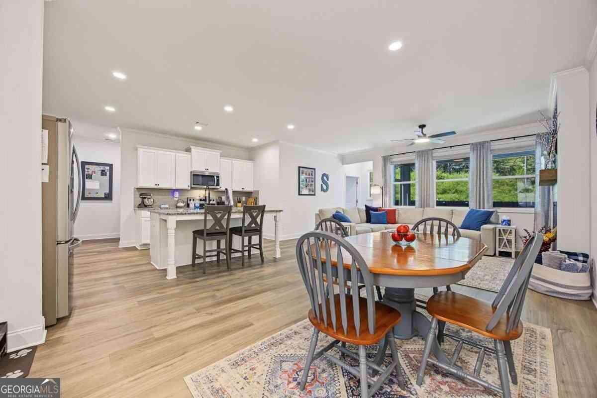 Townhouse For Sale - 5398 Gray Birch Bend<br/> Flowery Branch, GA 30542