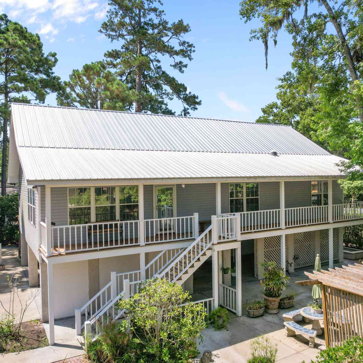Homes For Sale - 104 Sapelo Street<br/> St. Simons, GA 31522