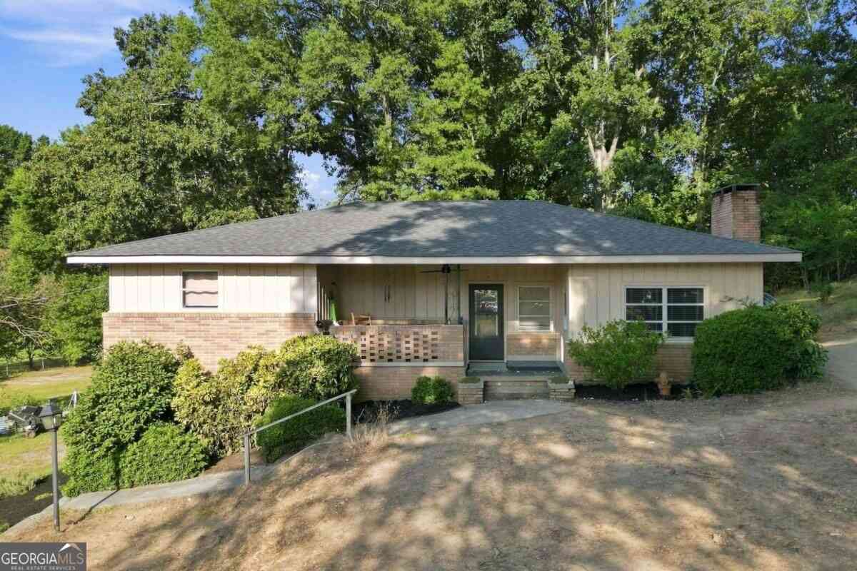 Homes For Sale - 16 Martin Road SW<br/> Cartersville, GA 30120