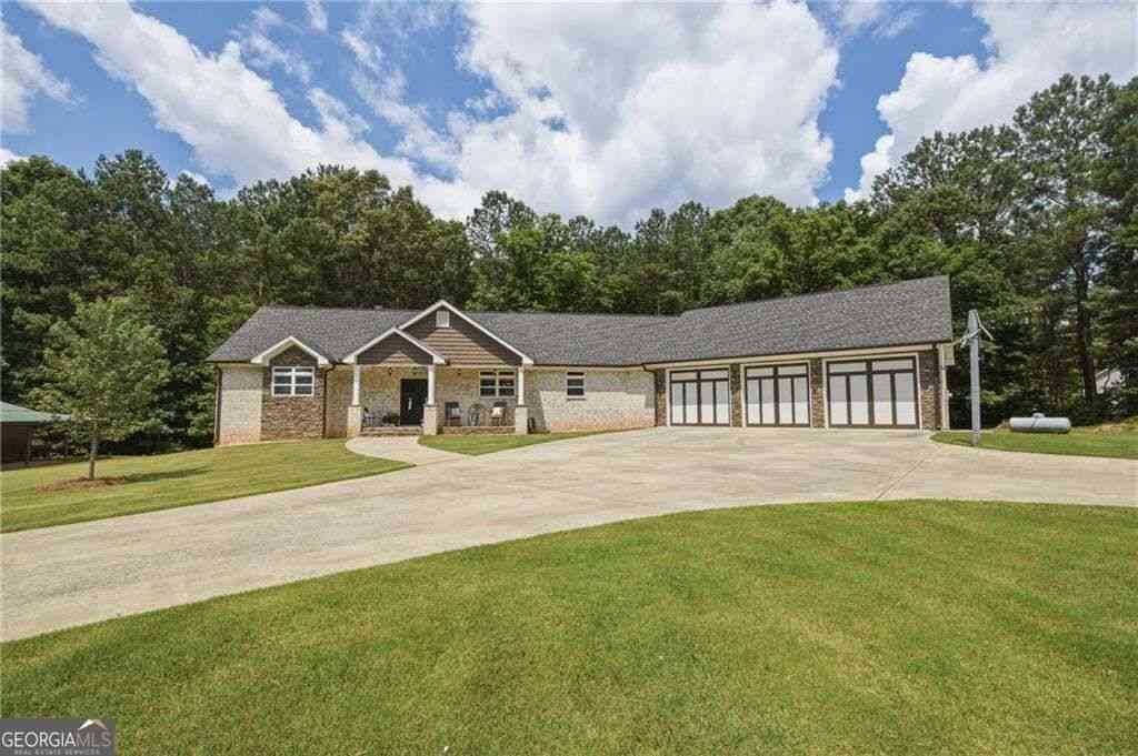 Homes For Sale - 580 Old Yorkville Road<br/> Dallas, GA 30157