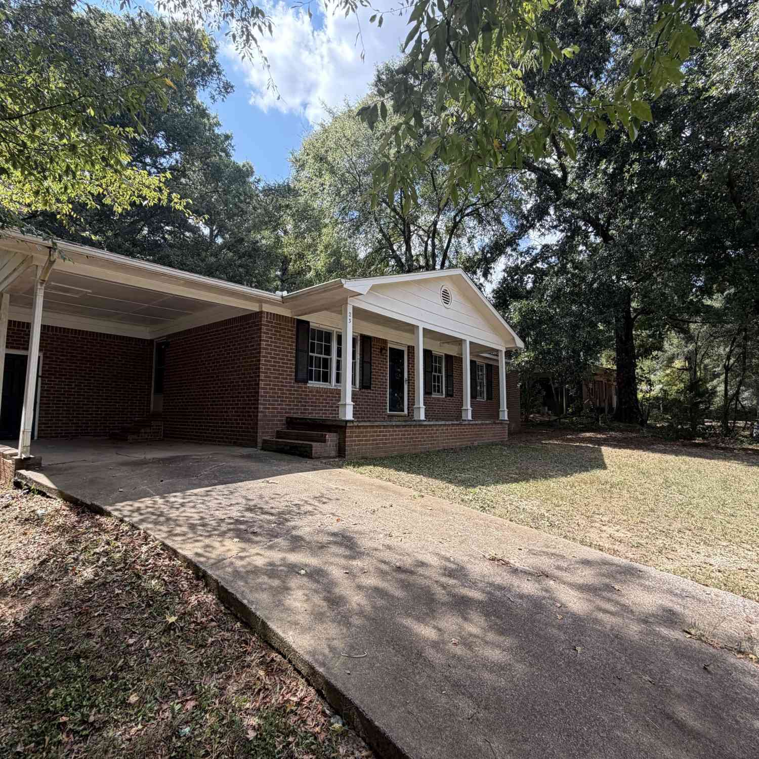 Homes For Sale - 23 Cashtown Road<br/> Aragon, GA 30104