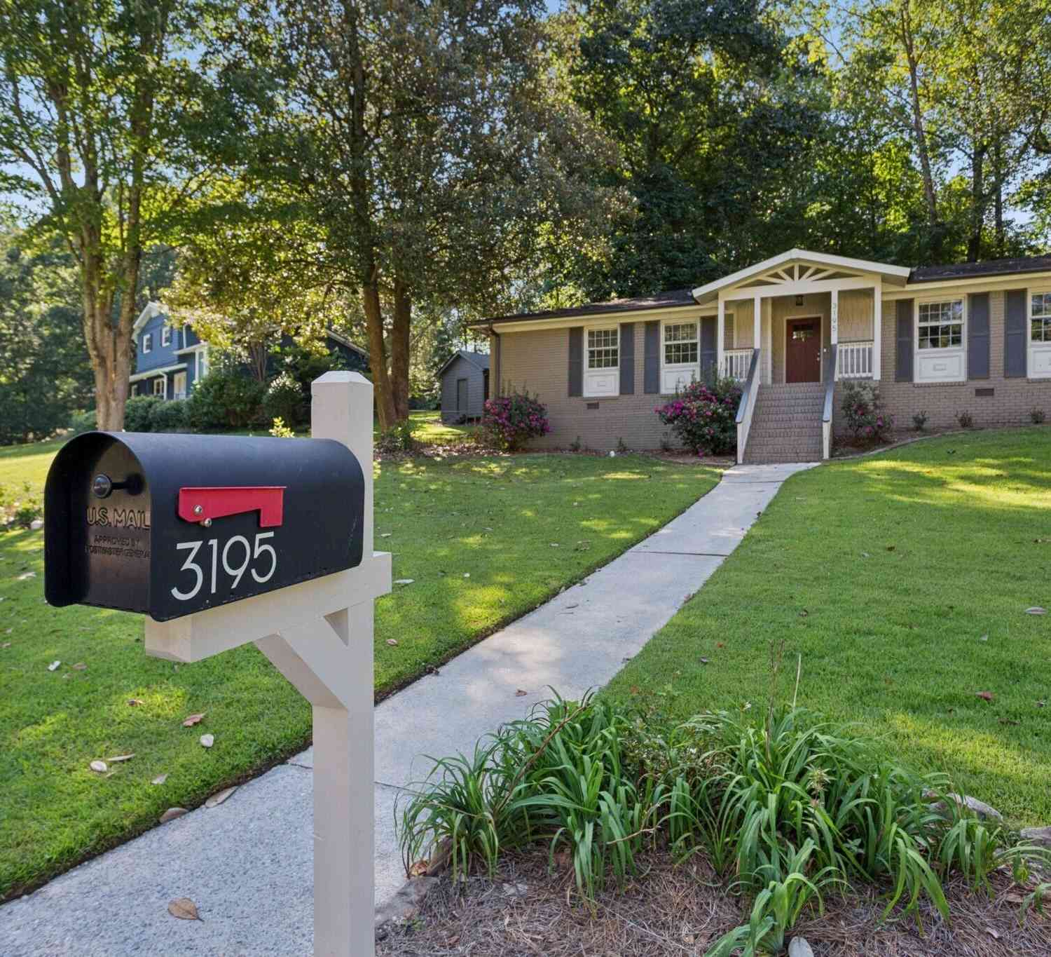 Homes For Sale - 3195 Ann Road<br/> Smyrna, GA 30080