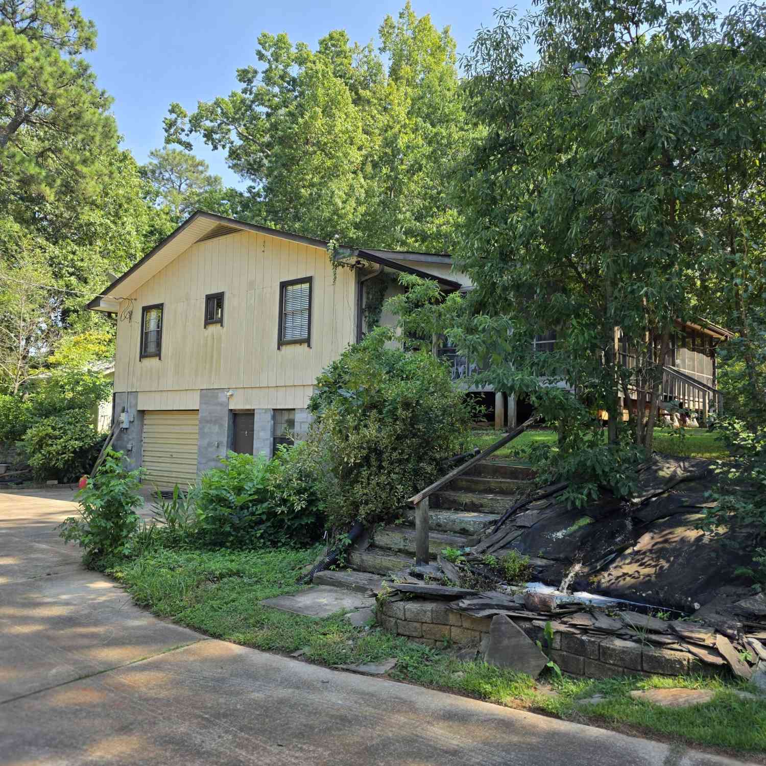 Homes For Sale - 1179 Babbs Mill Road<br/> Hampton, GA 30228