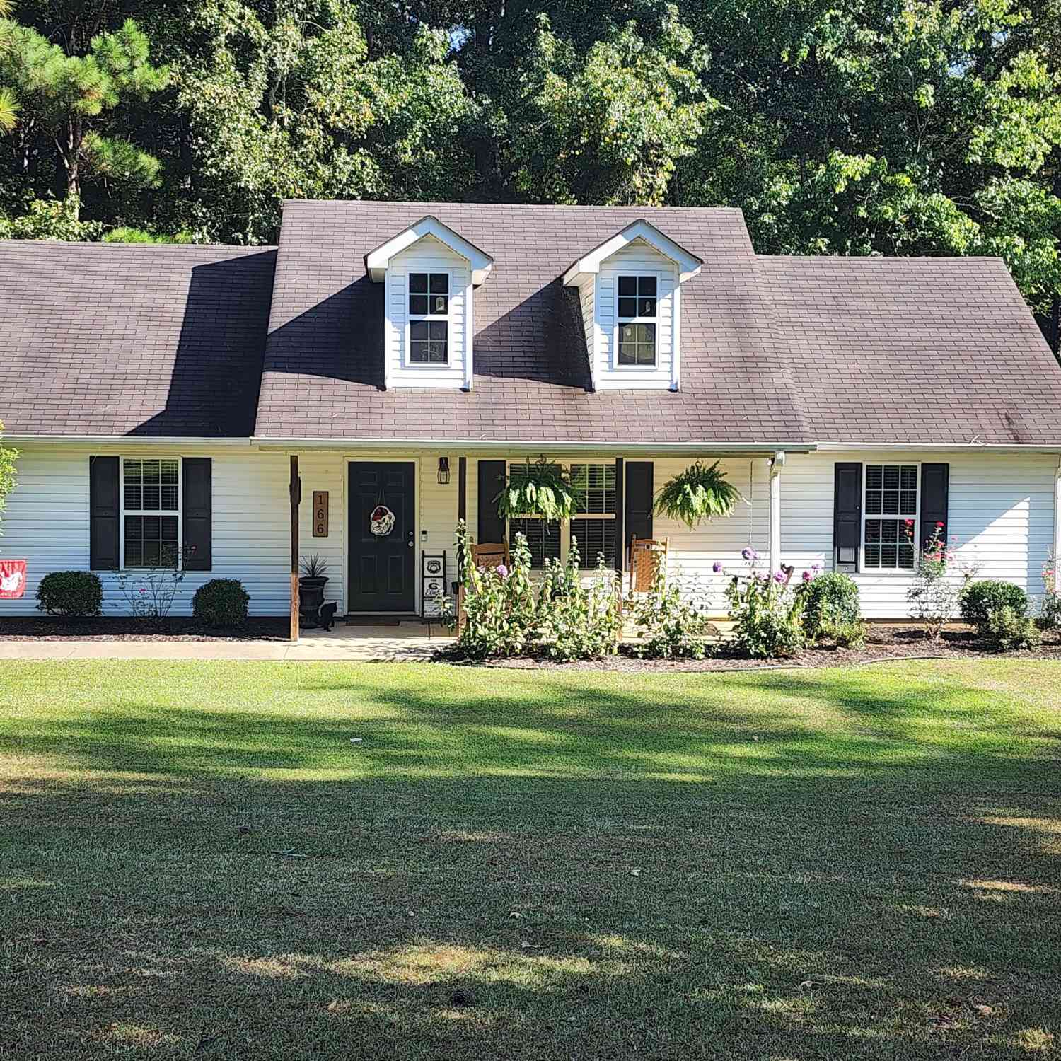 Homes For Sale - 166 Fellowship Drive<br/> Barnesville, GA 30204
