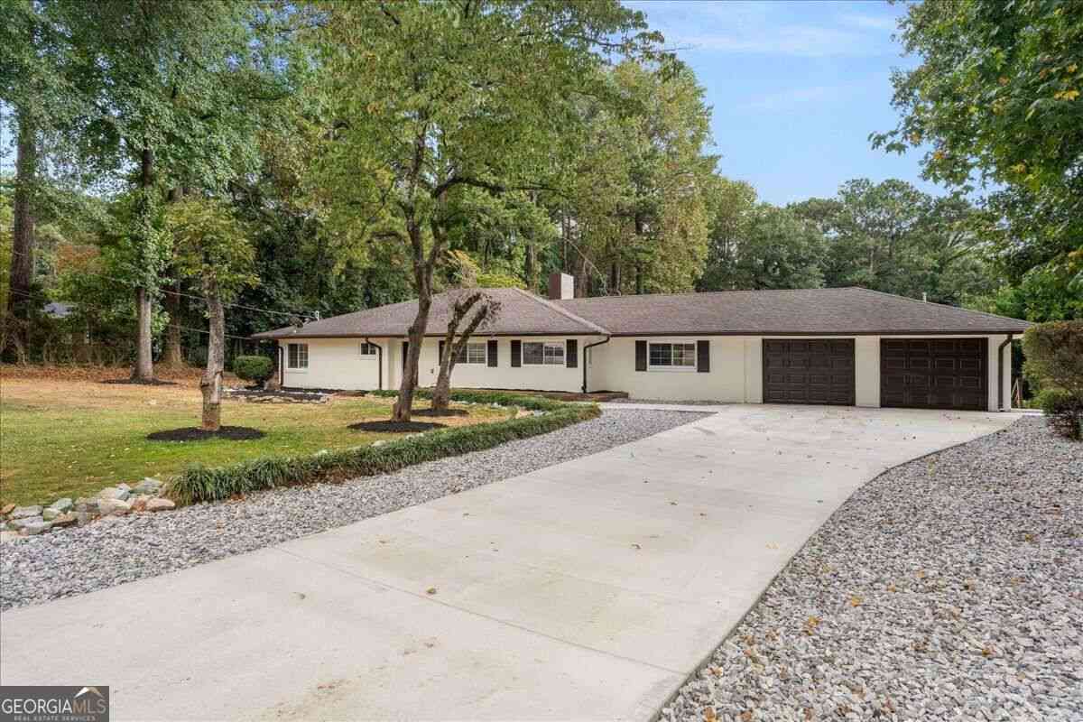 Homes For Sale - 2410 Rugby Avenue<br/> College Park, GA 30337