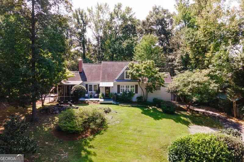 Homes For Sale - 403 Parkway Drive<br/> Athens, GA 30606