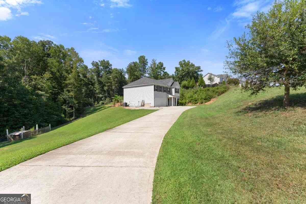Homes For Sale - 3470 Silver Wood Walk<br/> Gainesville, GA 30507