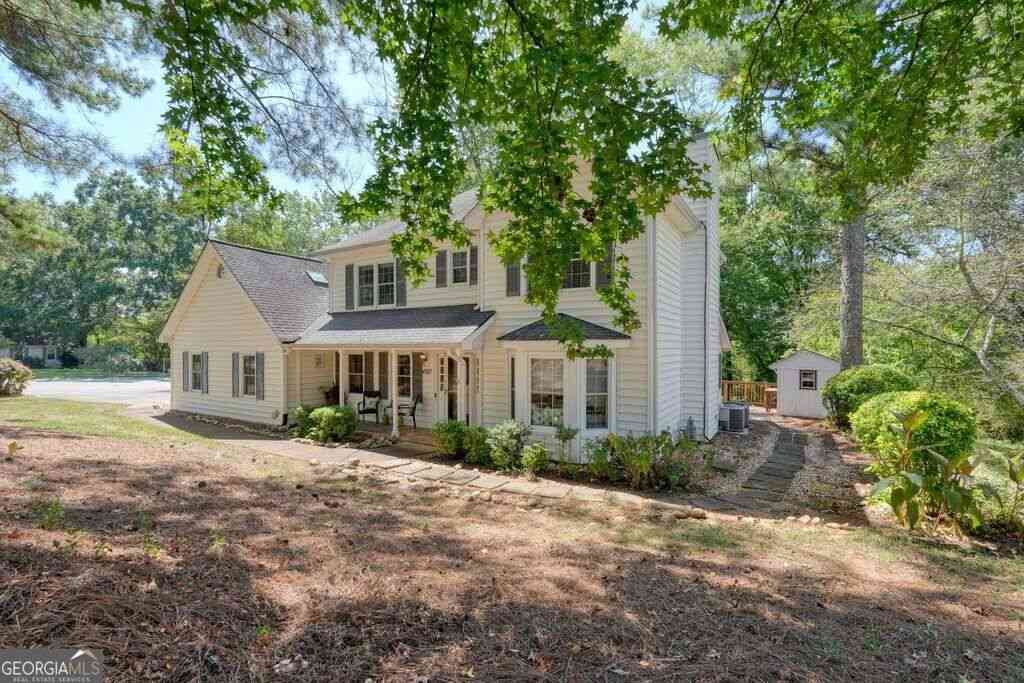 Homes For Sale - 4921 Falcon Wood Trace<br/> Marietta, GA 30066