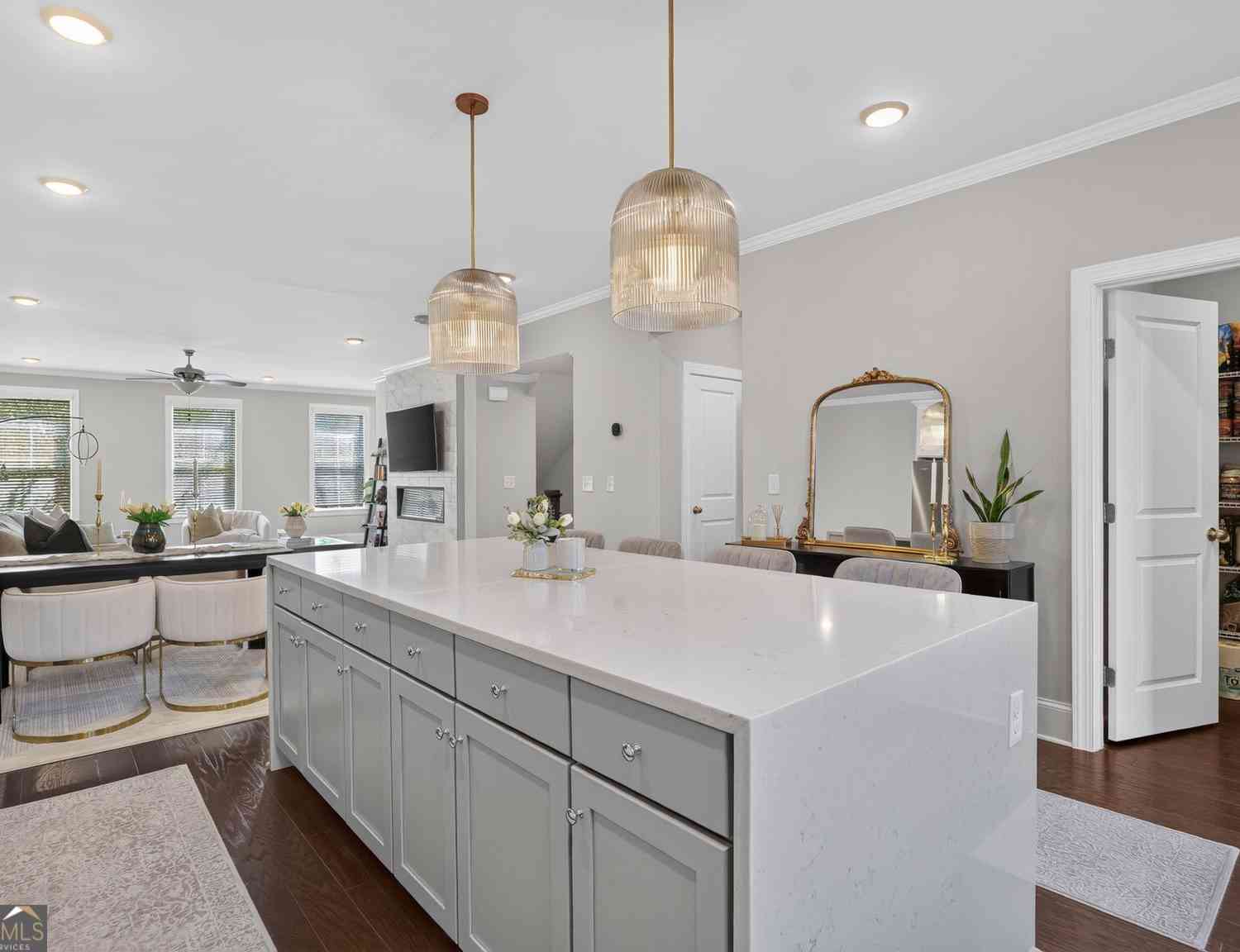 Townhouse For Sale - 1040 Aster Road<br/> Roswell, GA 30075