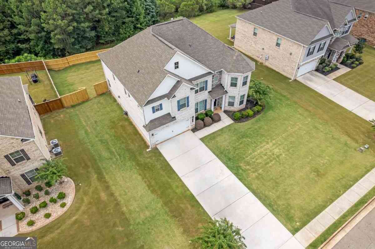 Homes For Sale - 520 Coventry Way<br/> Mcdonough, GA 30252