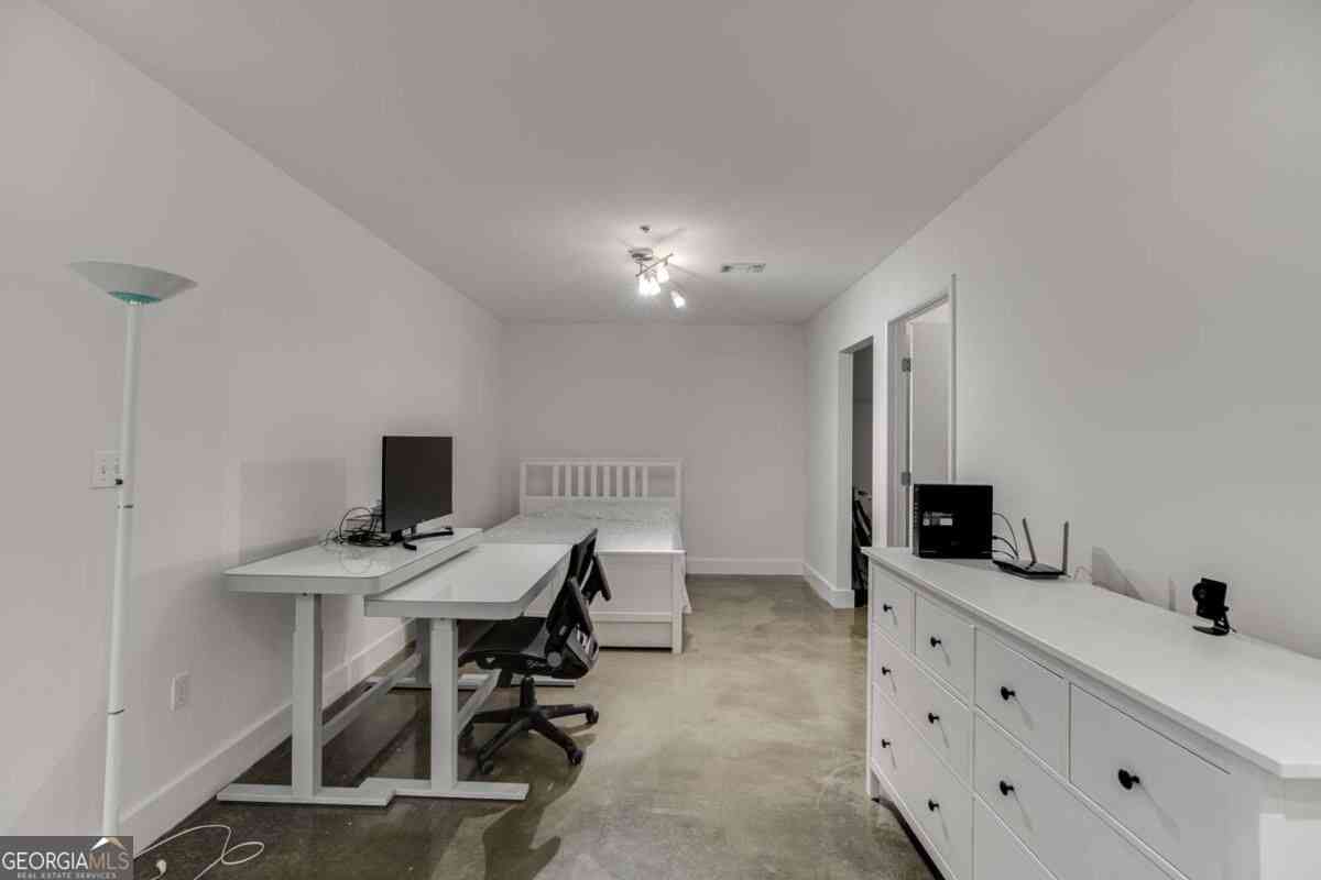 Condo For Sale - 845 Spring Street NW #127<br/> Atlanta, GA 30308