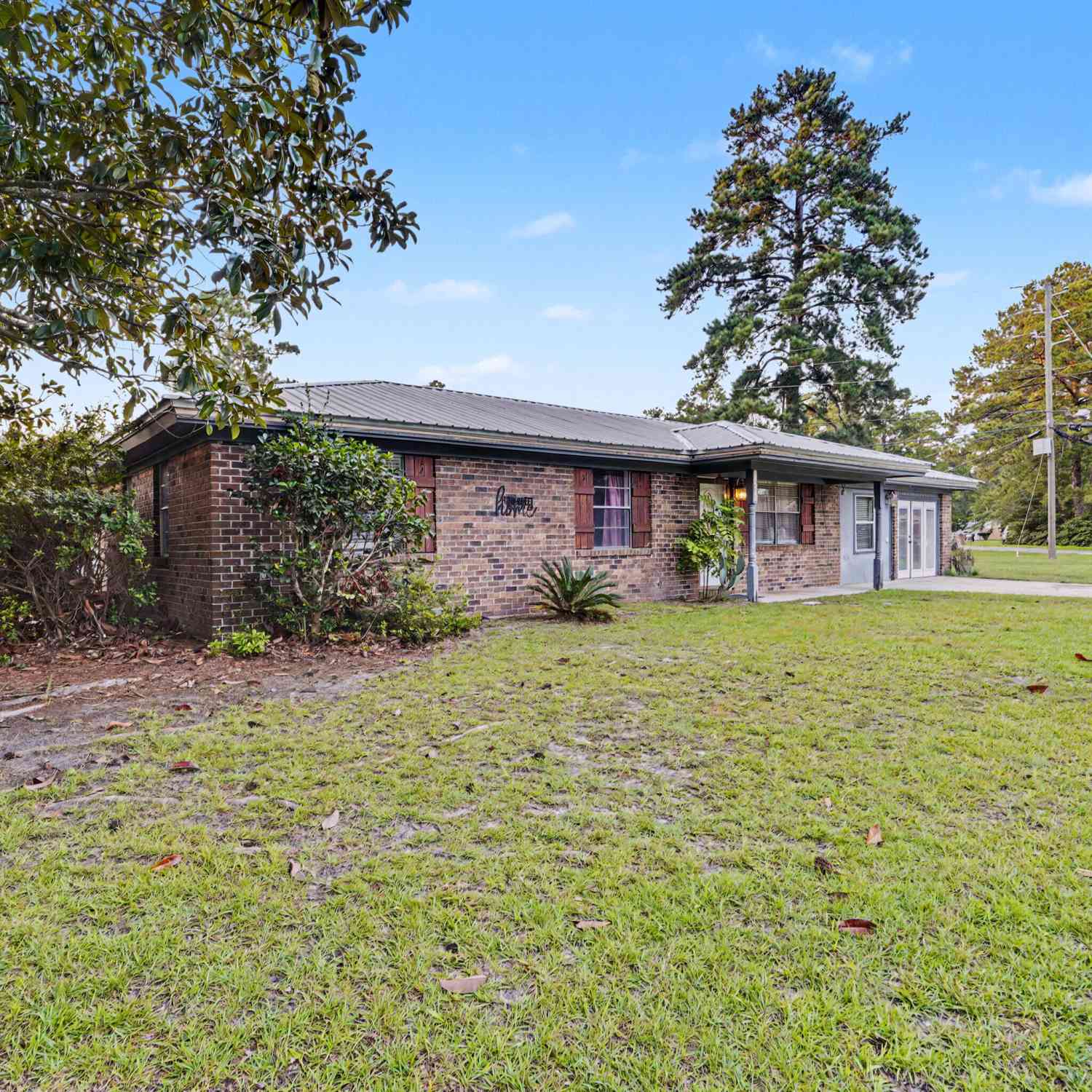 Homes For Sale - 200 Melrose Place<br/> Rincon, GA 31326