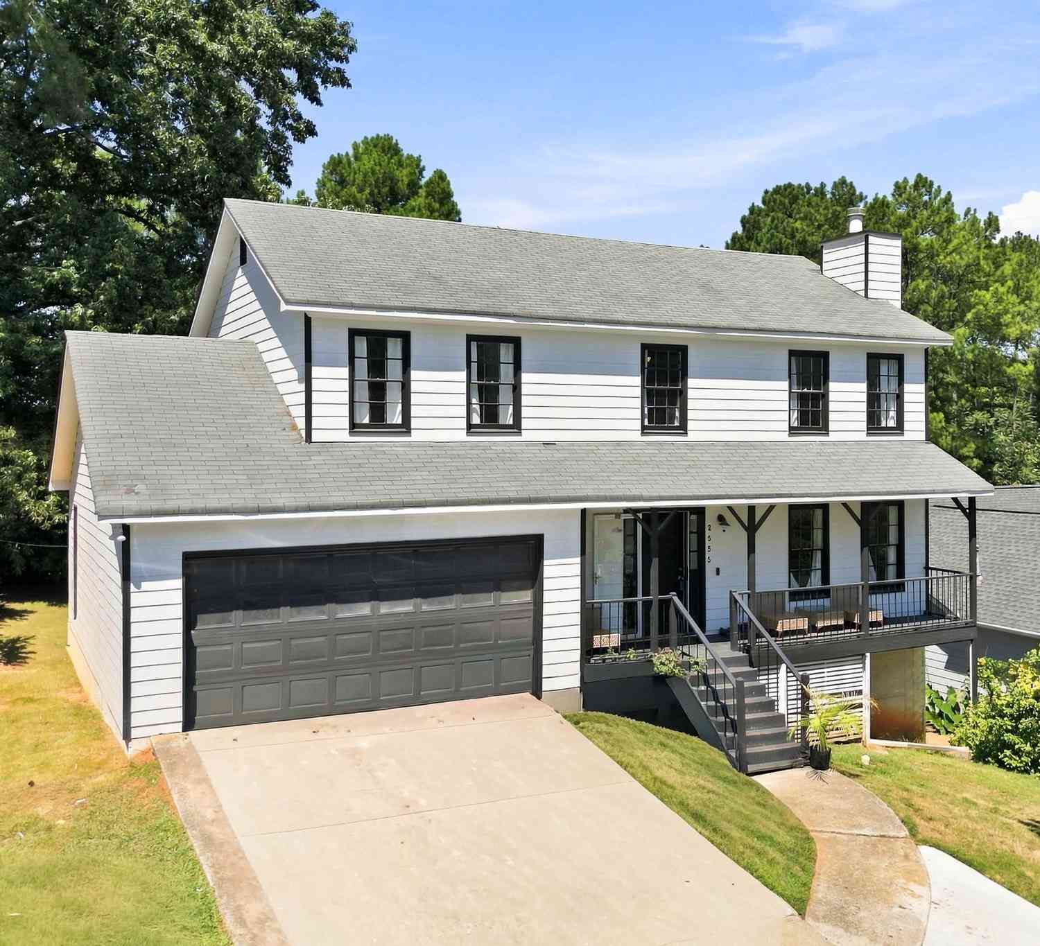 Homes For Sale - 2555 Waterford Park Drive<br/> Lawrenceville, GA 30044