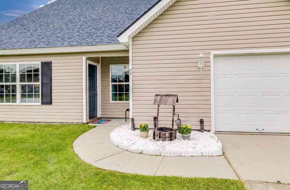 Homes For Sale - 45 Alvidine Lane<br/> Ellabell, GA 31308