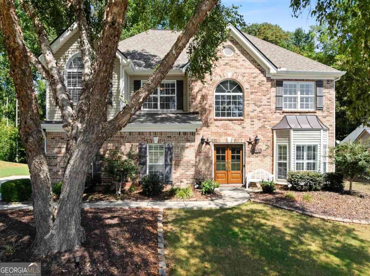 Homes For Sale - 4846 Amstel Place<br/> Flowery Branch, GA 30542