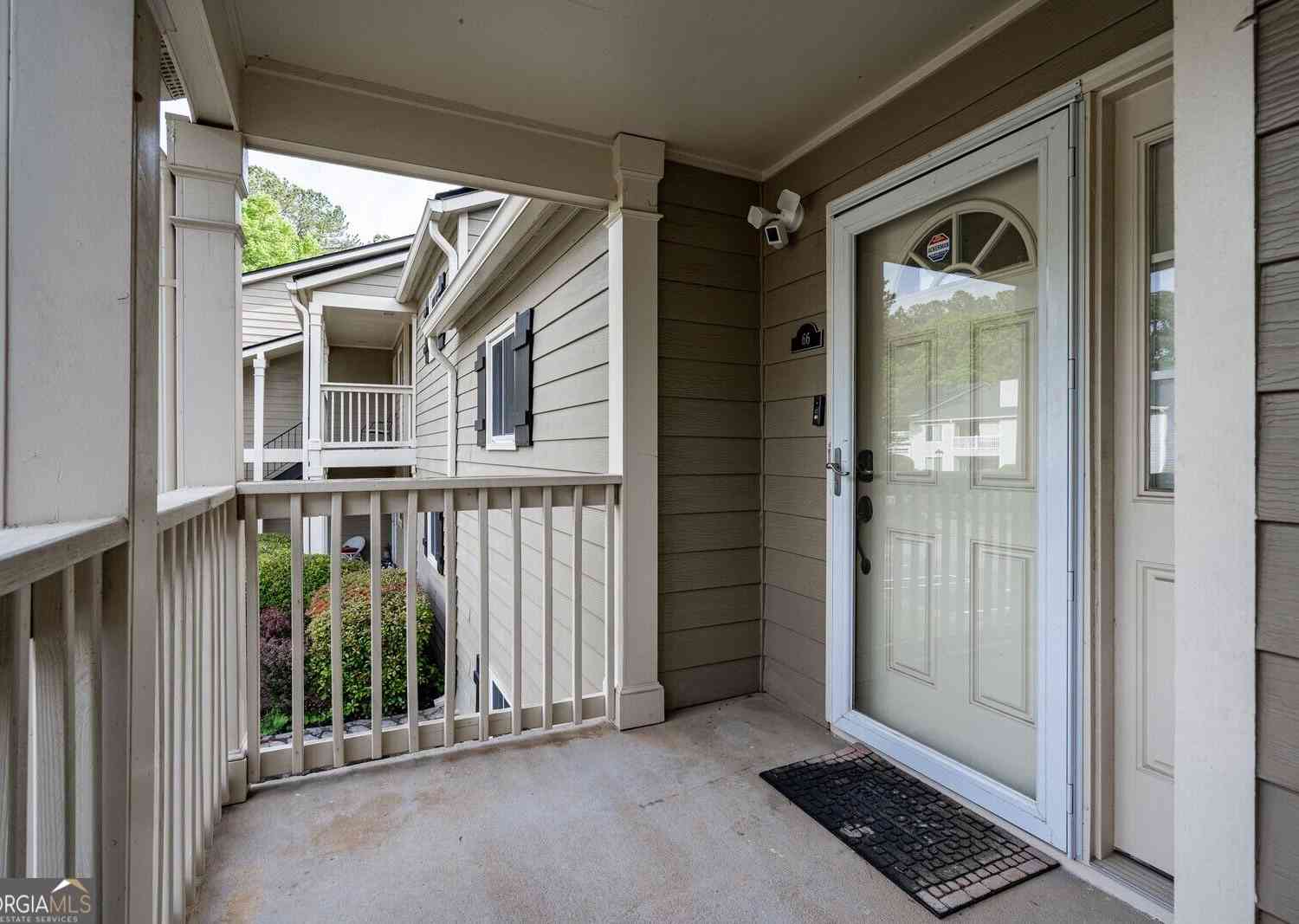 Condo For Sale - 66 Middleton Court SE<br/> Smyrna, GA 30080