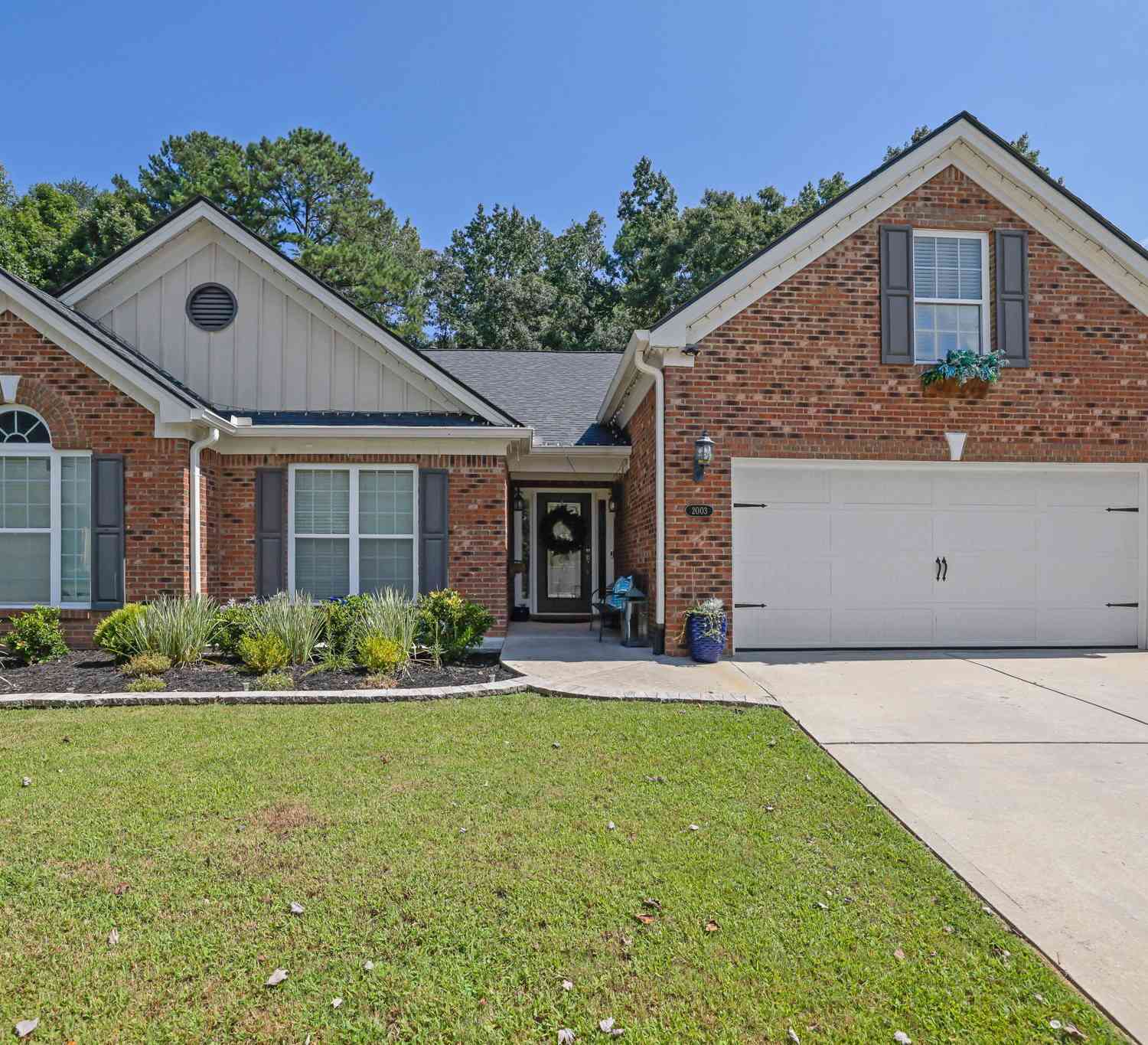 Homes For Sale - 2003 Jameson Circle<br/> Lawrenceville, GA 30043