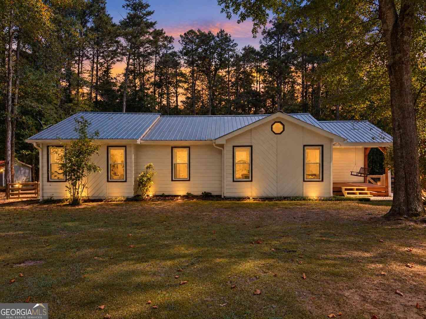 Homes For Sale - 1240 Kelly Bridge Road<br/> Dawsonville, GA 30534