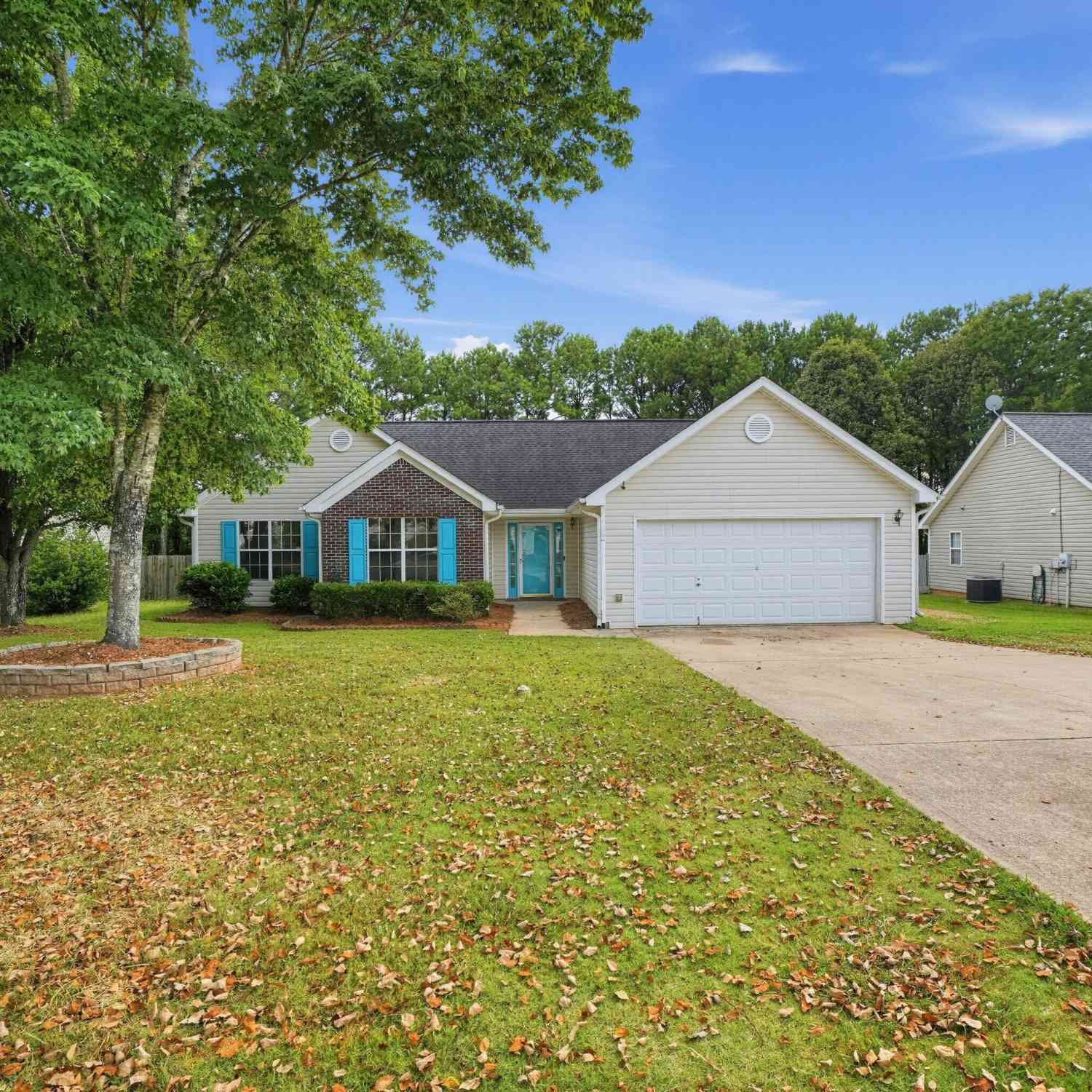 Homes For Sale - 116 Goldleaf Drive<br/> Hampton, GA 30228