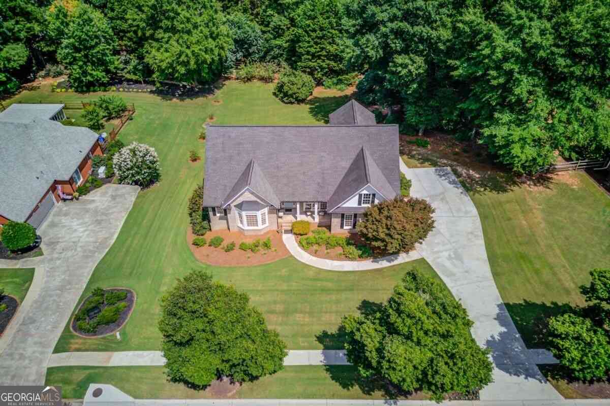 Homes For Sale - 1131 Overlook Lane<br/> Monroe, GA 30656
