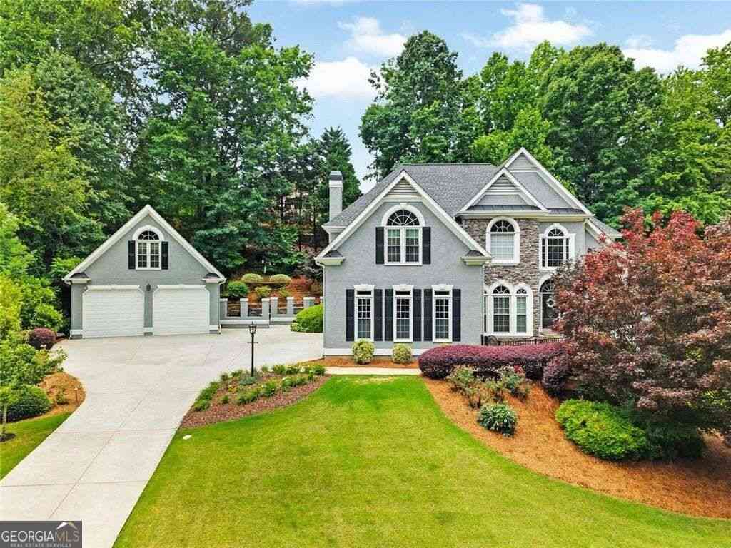 Homes For Sale - 5021 Towne Lake Hills N<br/> Woodstock, GA 30189