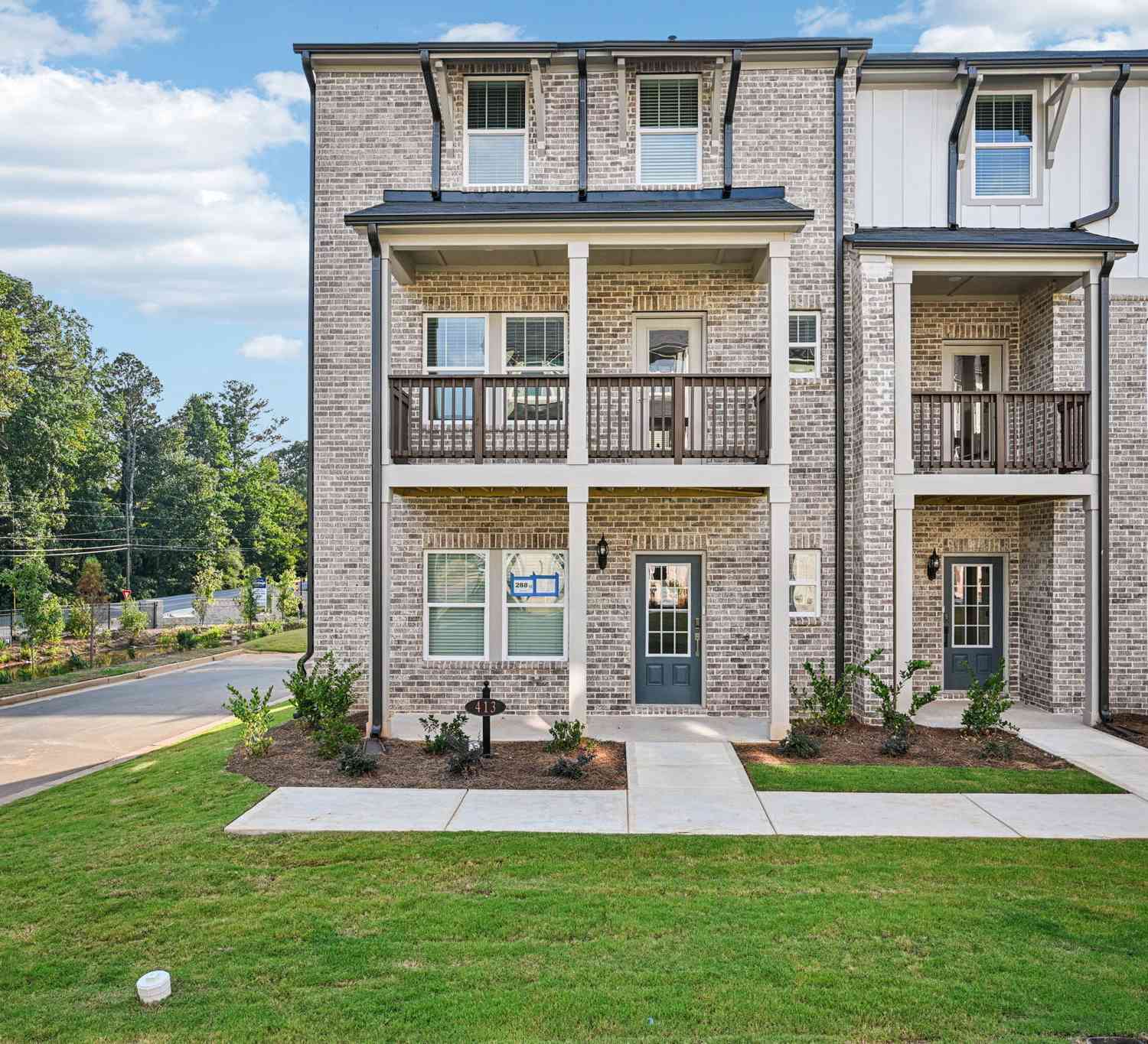 Townhouse For Sale - 435 Elise Way<br/> Gwinnett County, Lawrenceville, GA 30045