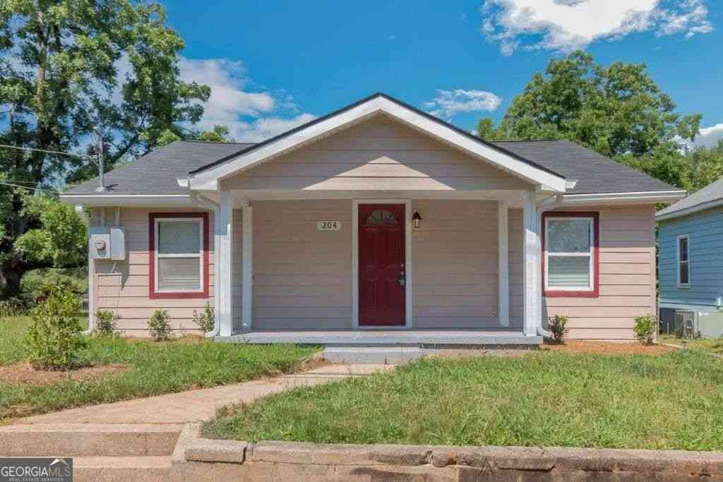 Homes For Sale - 204 Mill Street<br/> Barnesville, GA 30204