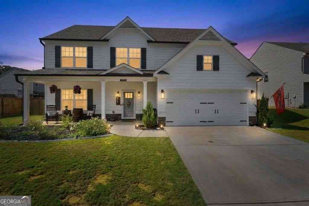 Homes For Sale - 579 Edgemore Road<br/> Canton, GA 30114