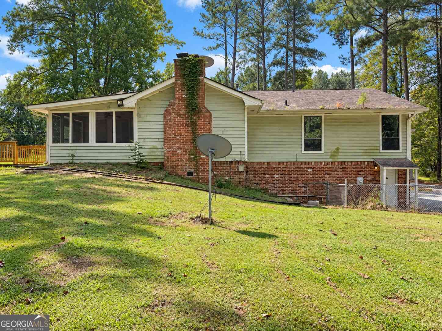 Homes For Sale - 430 Banks Road<br/> Fayetteville, GA 30214