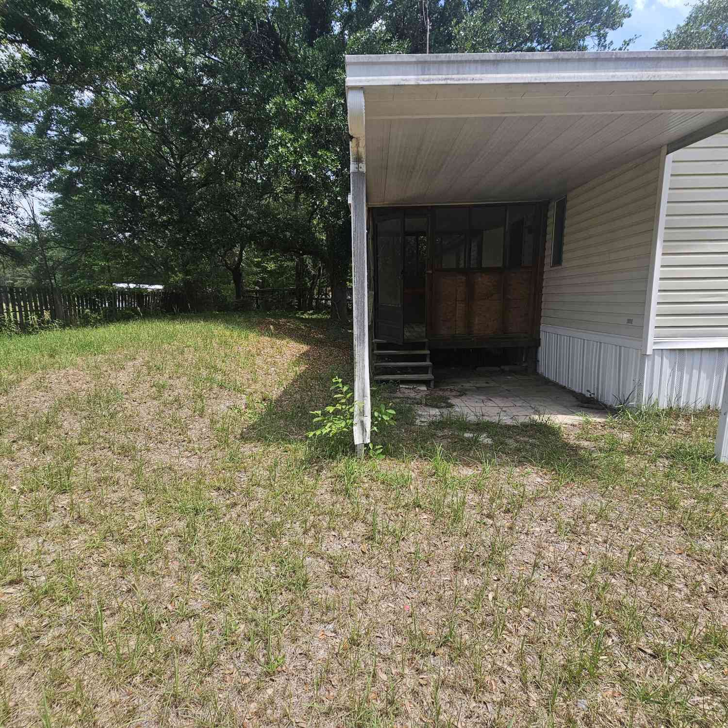 Homes For Sale - 33 Sherwood Drive SE<br/> Allenhurst, GA 31301