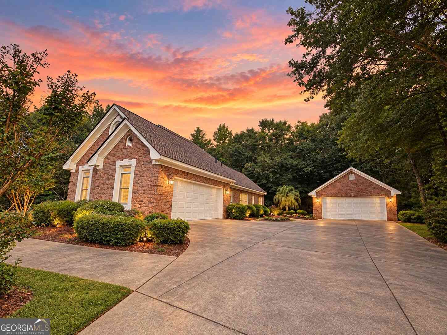 Homes For Sale - 865 Streamside Drive<br/> McDonough, GA 30252