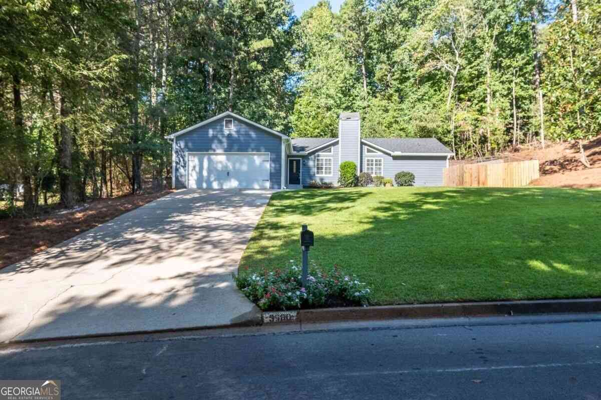 Homes For Sale - 3900 Maple Wood Trail<br/> Buford, GA 30518