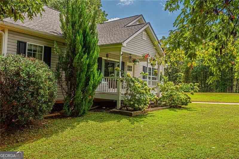Homes For Sale - 10 Patriot Trail<br/> Dahlonega, GA 30533