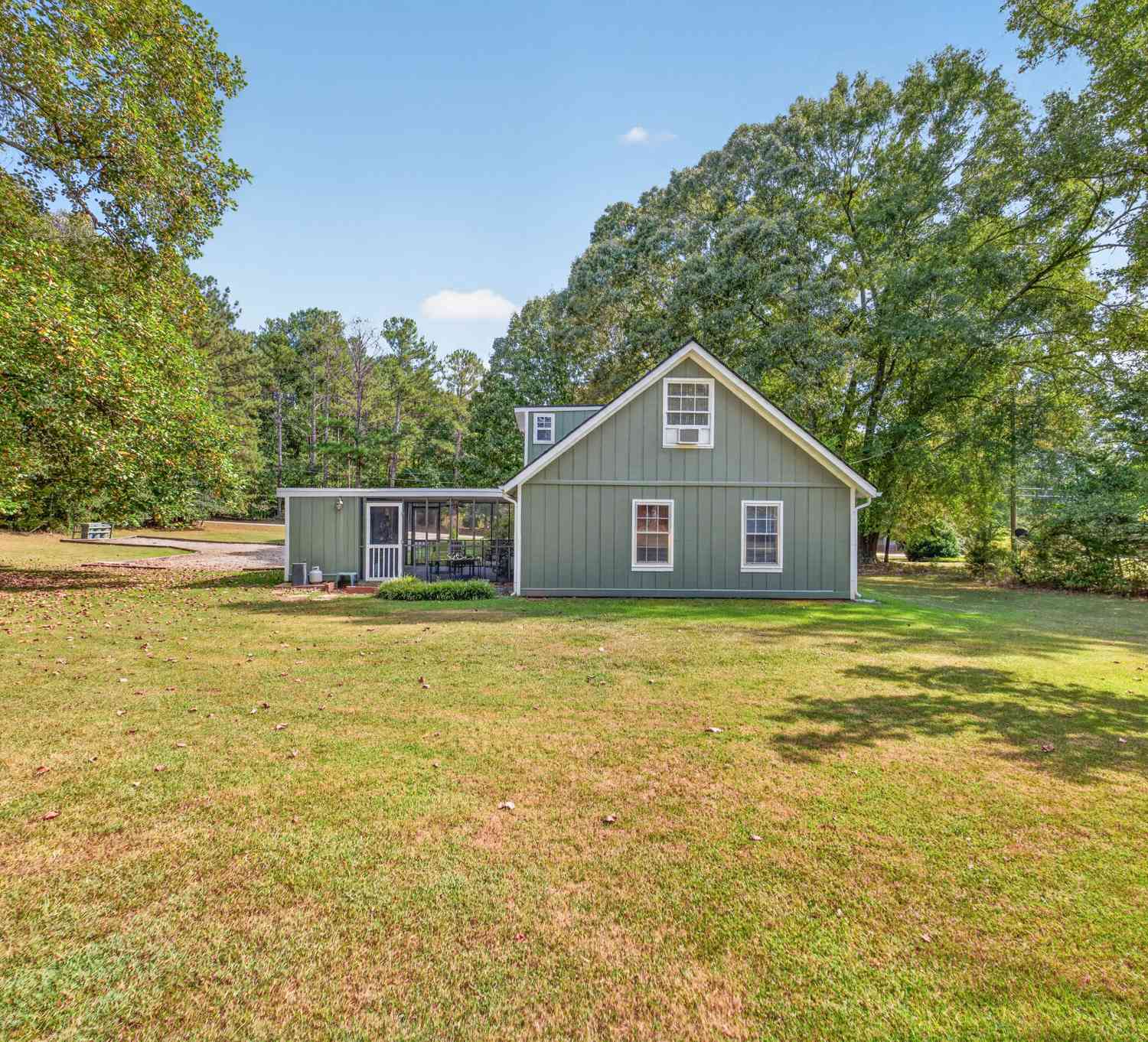Homes For Sale - 49 Cotton Road<br/> Winterville, GA 30683