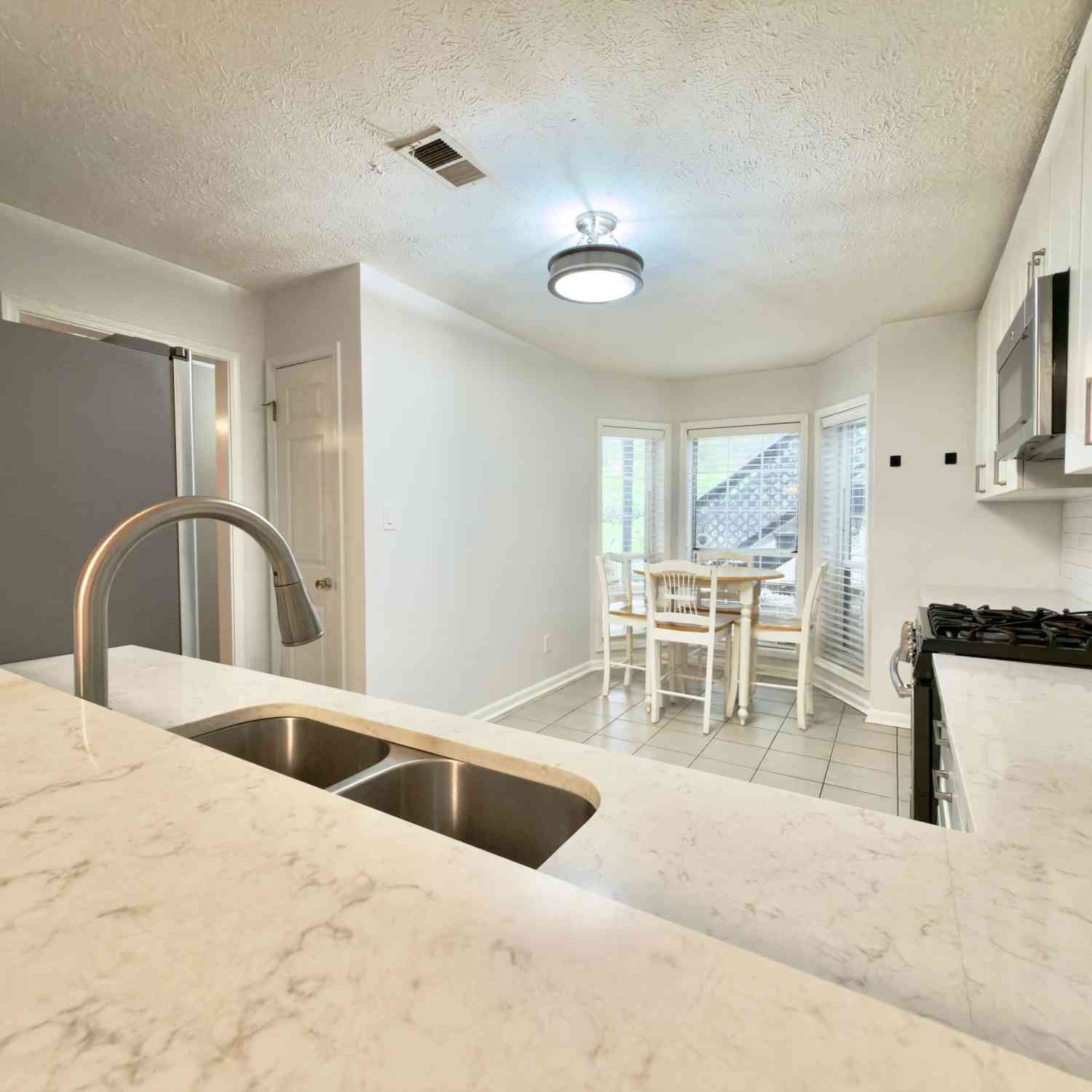 Condo For Sale - 1164 Weatherstone Drive NE<br/> Atlanta, GA 30324